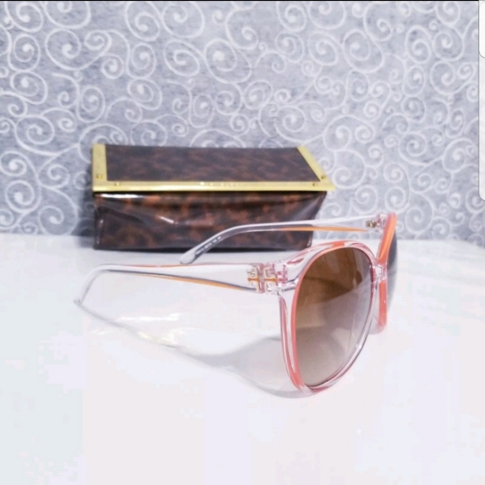 Tory Burch Oversized Sunglasses TY9012 - Picture 3 of 8